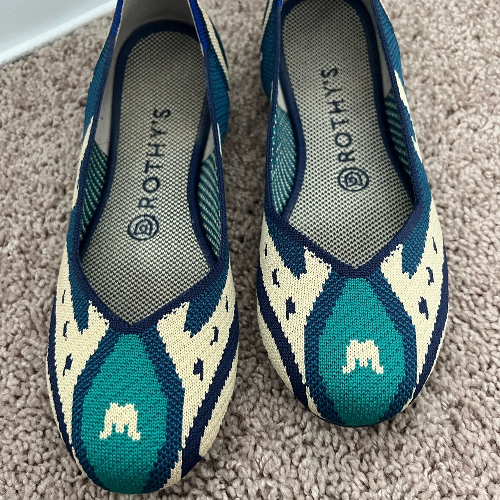 Rothys, size 7.5